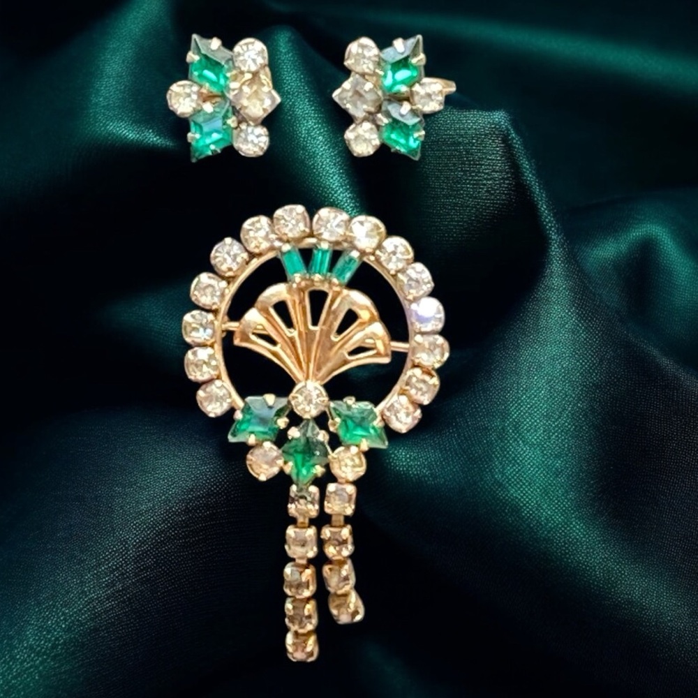 DeCurtis Vintage Gold Filled Green & Clear Rhinestone Brooch & Matching Earrings
